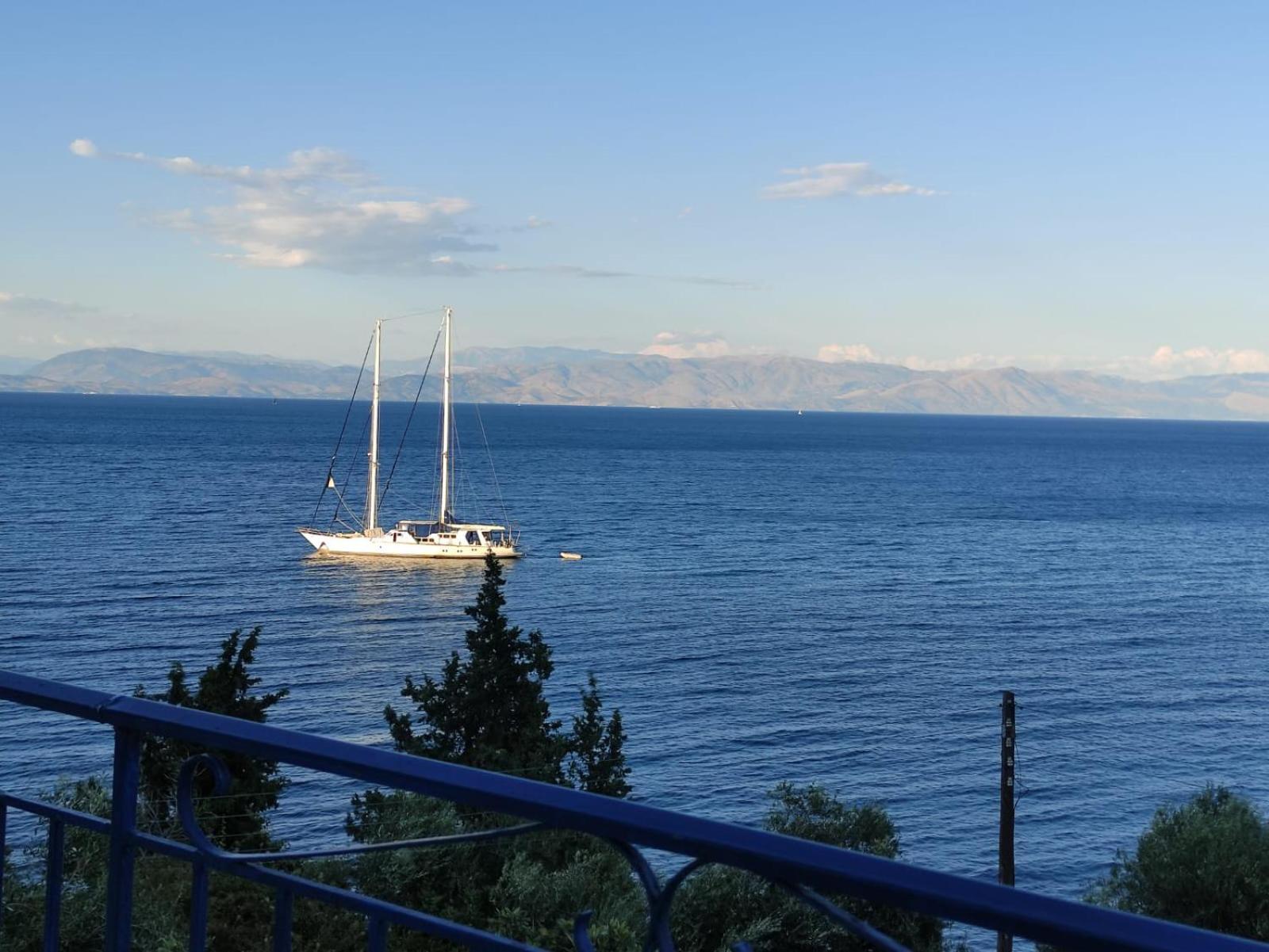 Blue And White 3 * Benitses (Corfu)